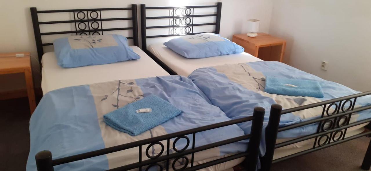 Kratochviluv Mlyn Hotel Cervena Lhota  ภายนอก รูปภาพ